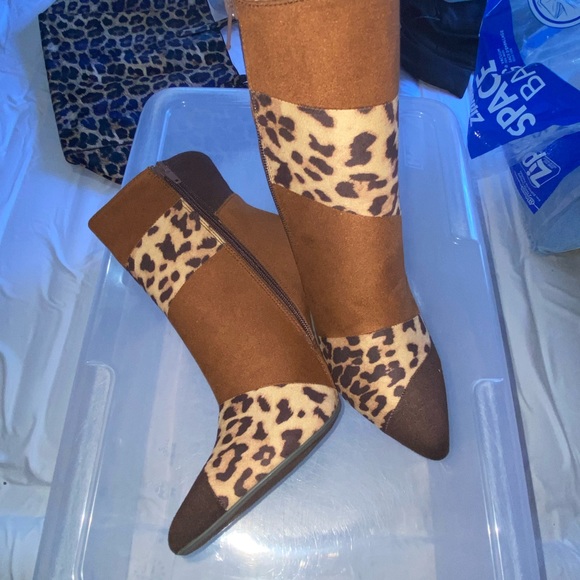 Y•not? Cheetah print multi colored of brown ankle boots 4inch heels size 9M - Picture 1 of 16